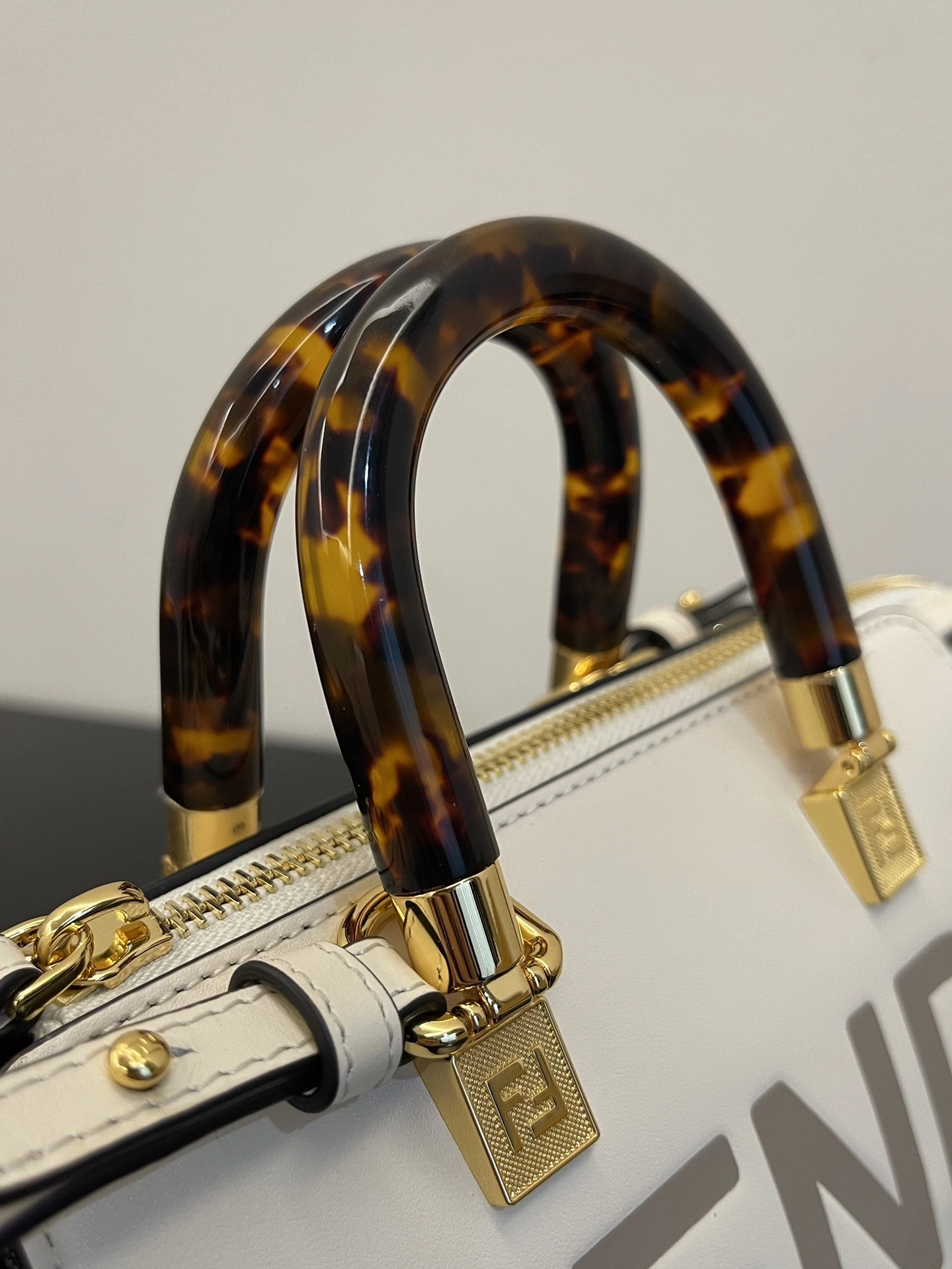 Fendi Top Handle Bags Lightweight 76630