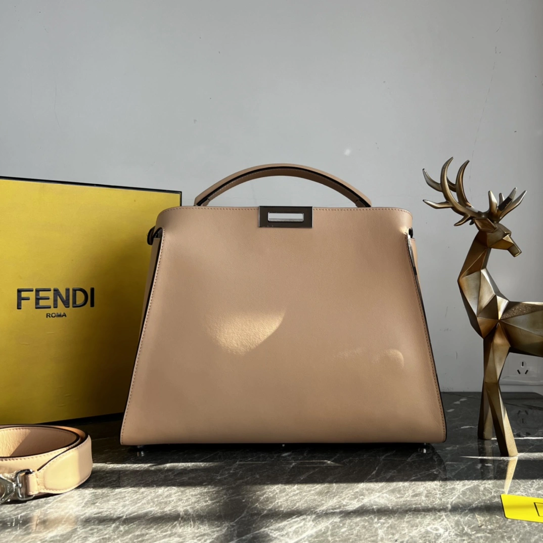 MoistureWicking Fendi Top Handle Bags 76622