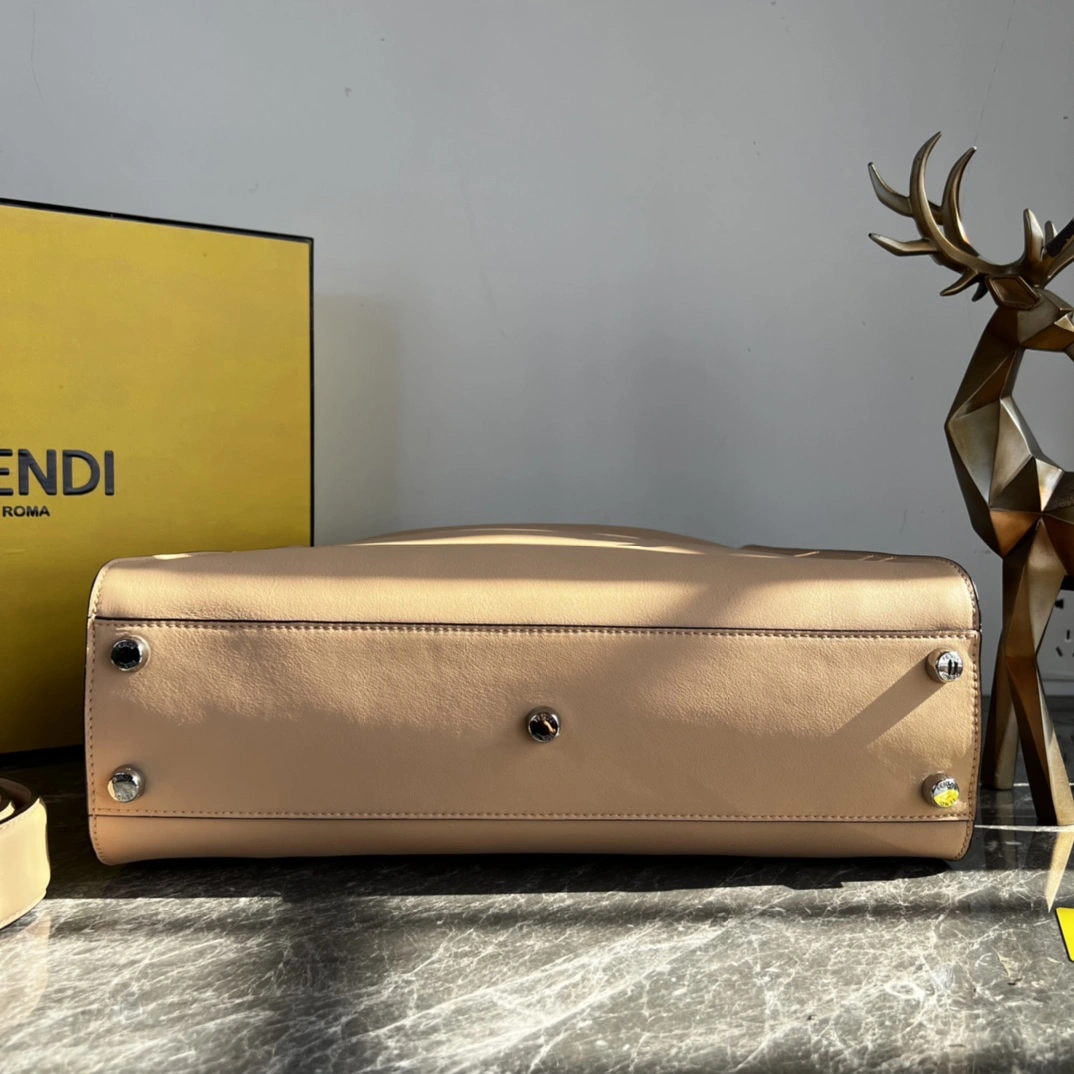 MoistureWicking Fendi Top Handle Bags 76622