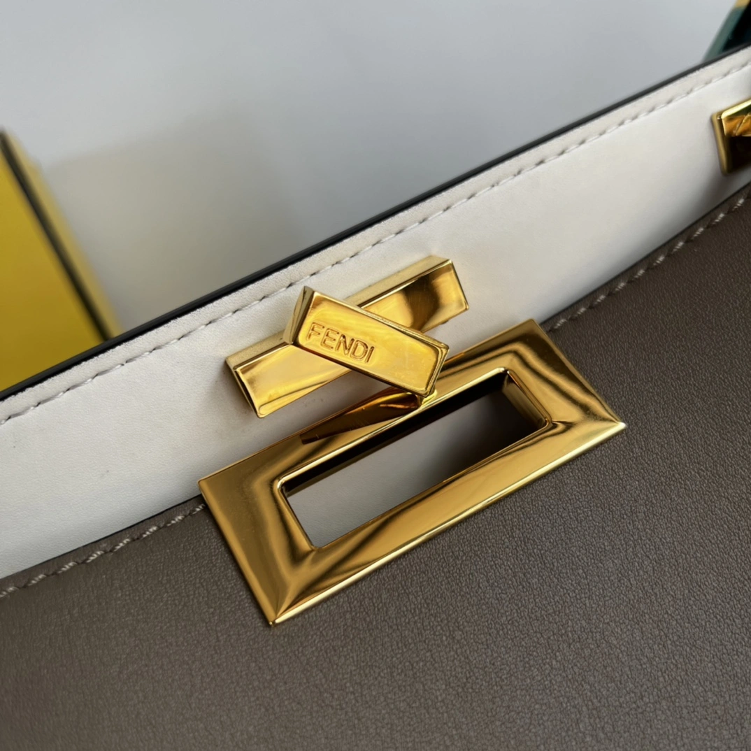 Fendi Top Handle Bags TopPick 76623