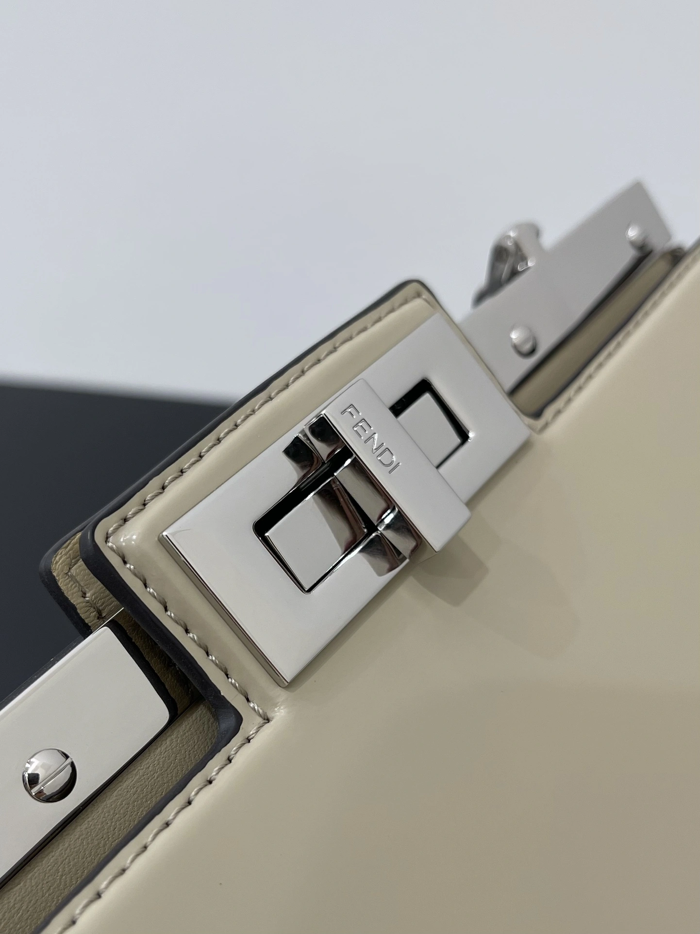 Fendi Top Handle Bags BestValue 76617
