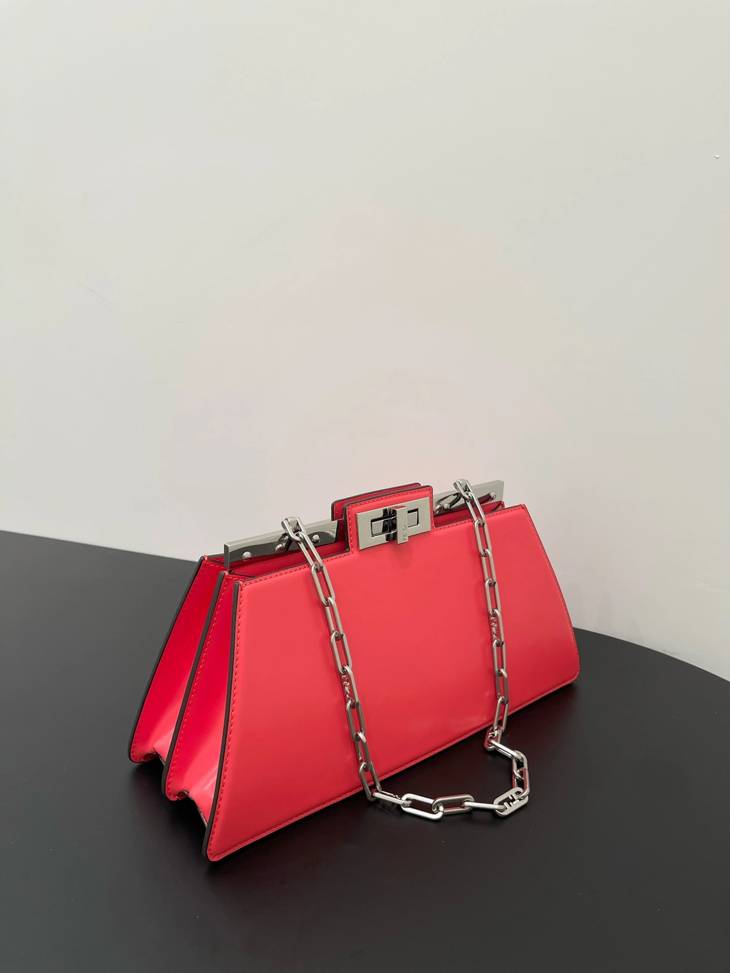 Fendi Top Handle Bags TimelessDesign 76614