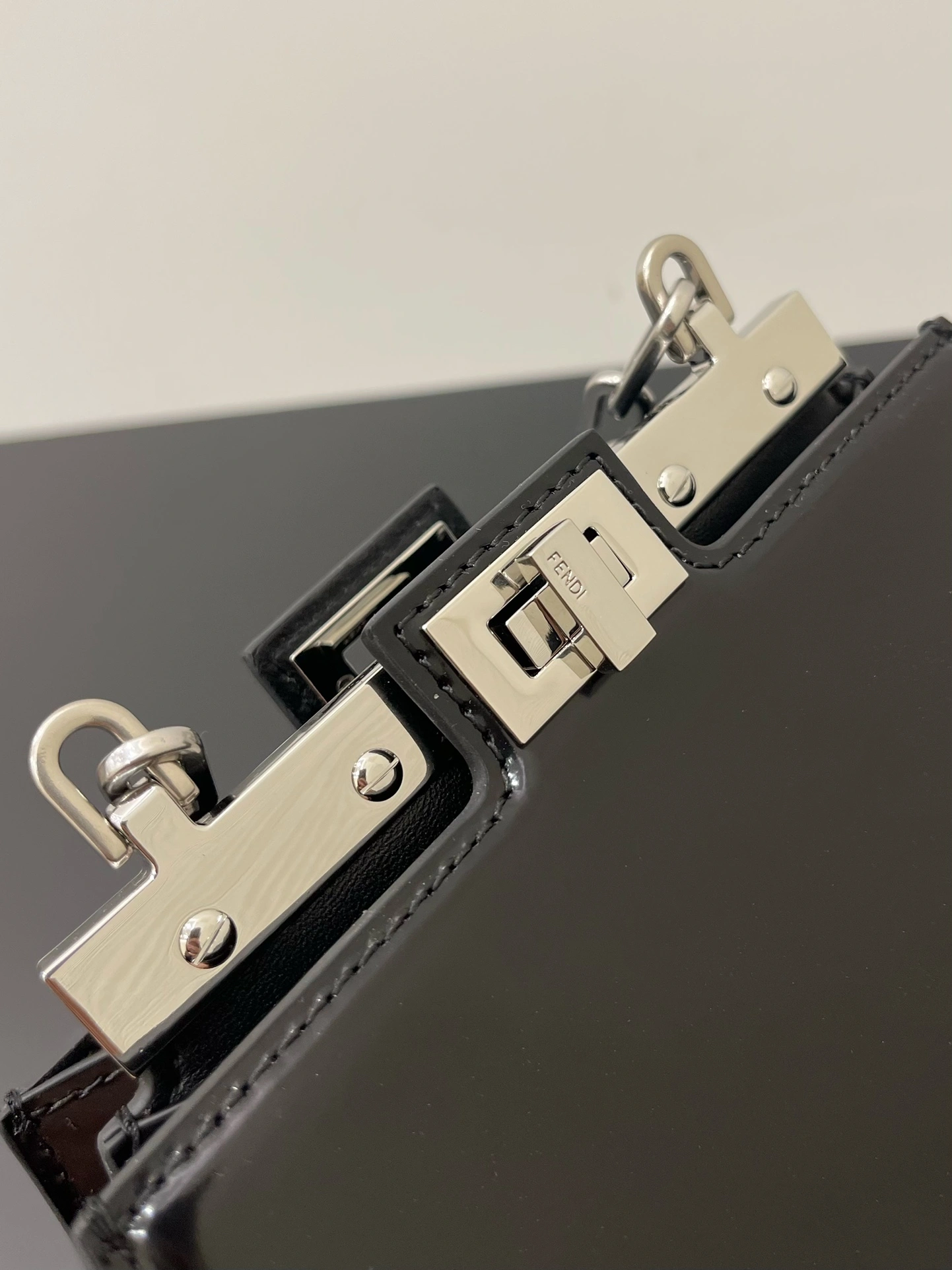 EasyMatch Fendi Top Handle Bags 76627