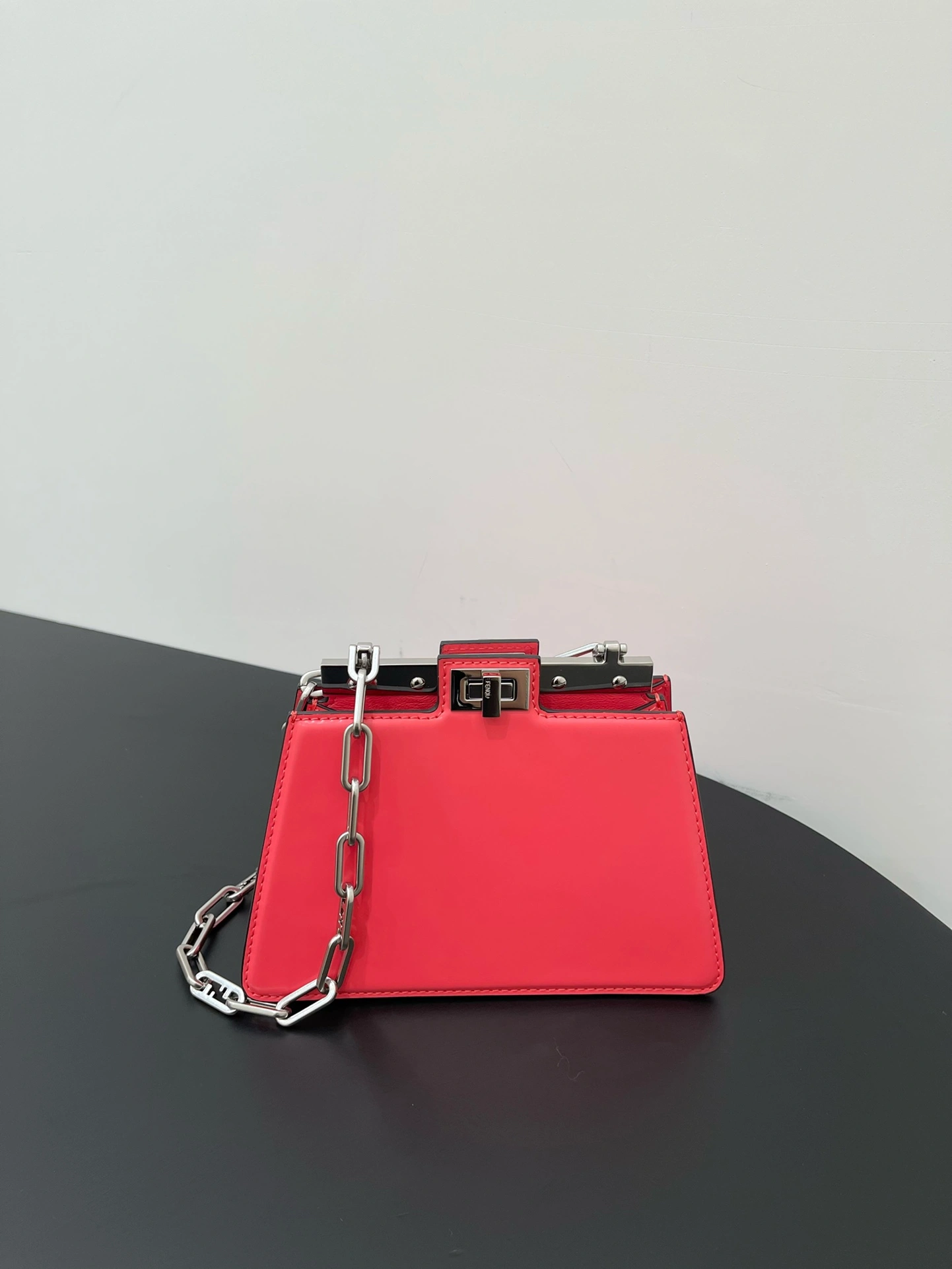 Thermal Fendi Top Handle Bags 76626