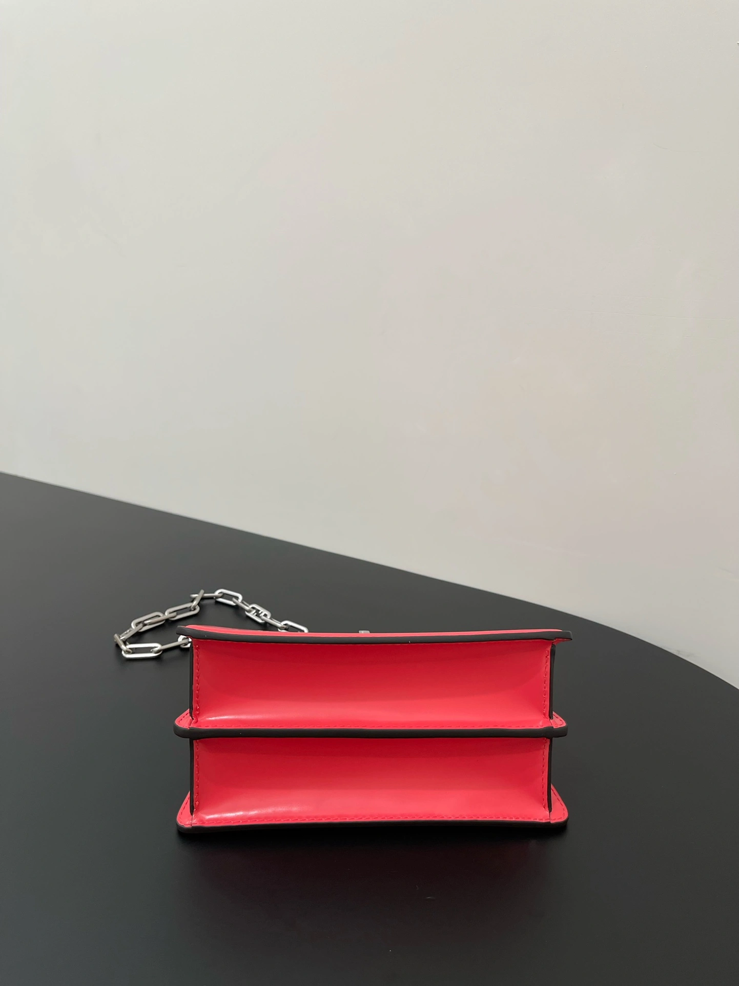 Thermal Fendi Top Handle Bags 76626