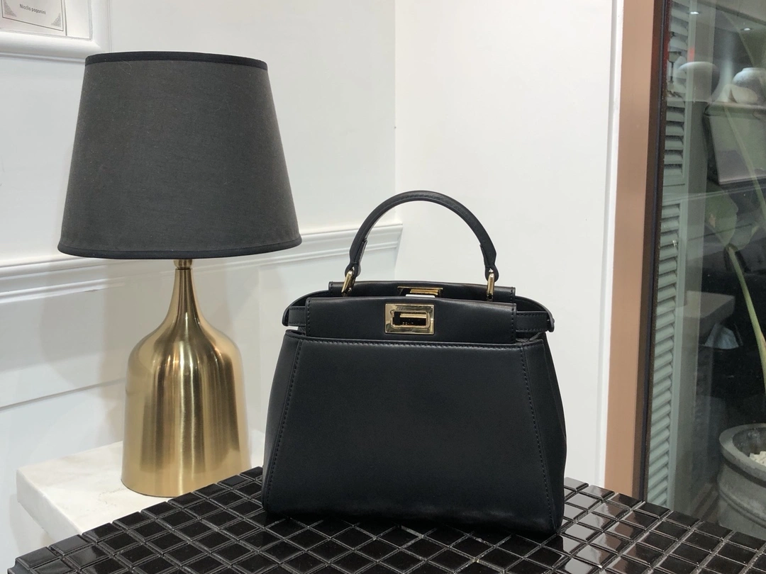 WrinkleFree Fendi Top Handle Bags 76629
