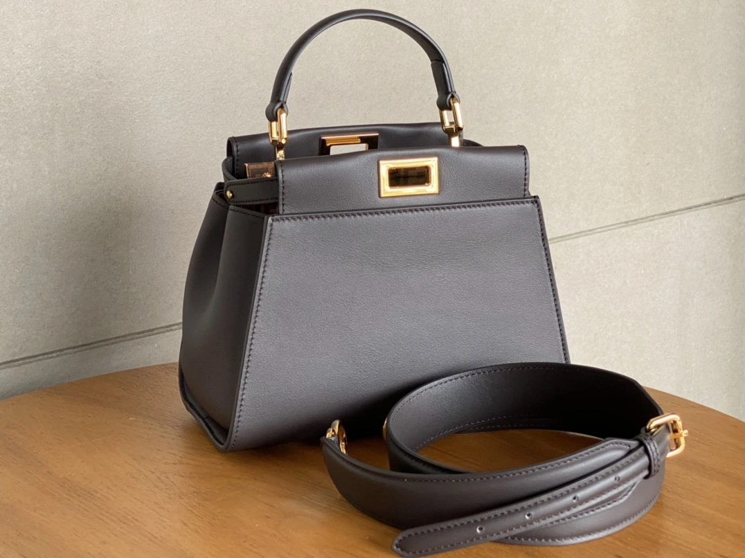 Fendi Top Handle Bags QuickDry 76618