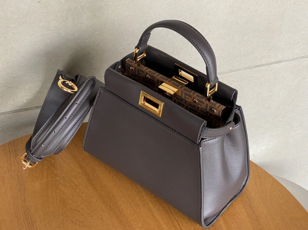 Fendi Top Handle Bags QuickDry 76618