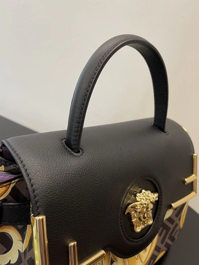 Comfortable Fendi Top Handle Bags 72733