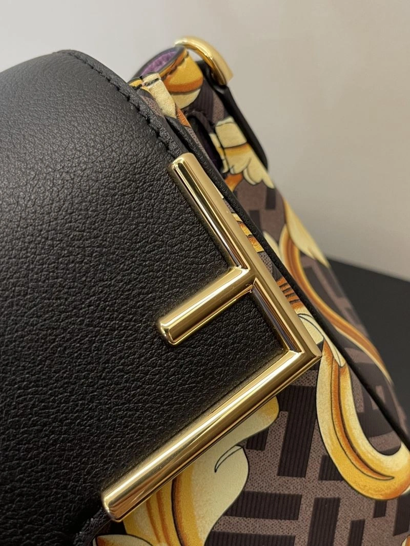 Comfortable Fendi Top Handle Bags 72733