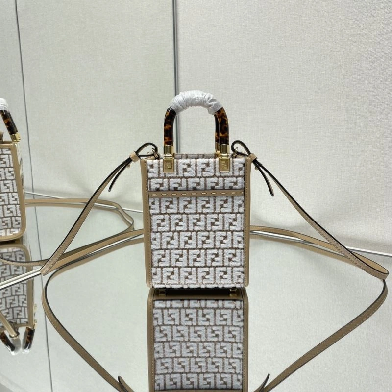 Fendi Top Handle Bags Snug 72729
