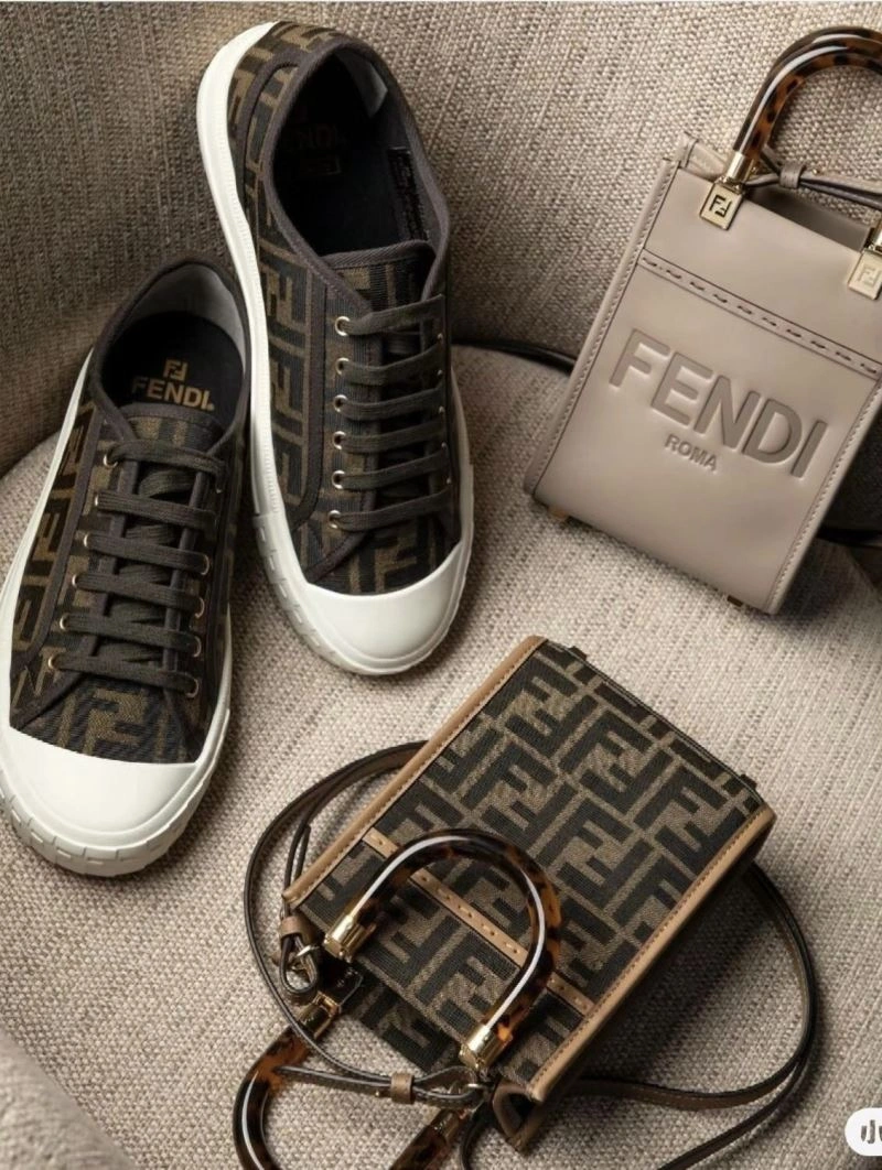 Fendi Top Handle Bags Sustainable 72727