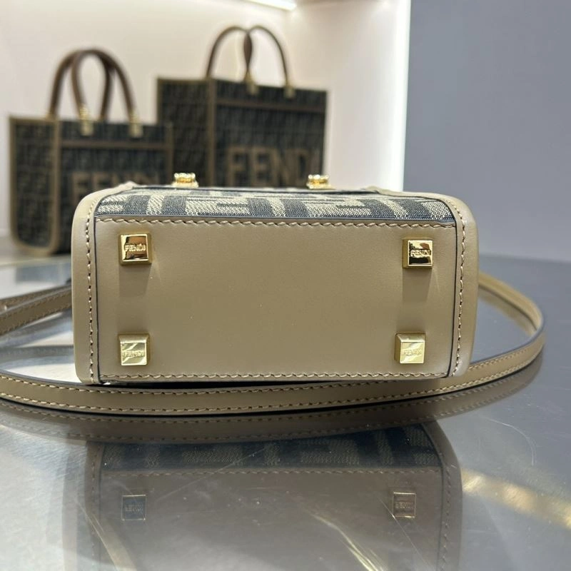 Fendi Top Handle Bags Lightweight 72765