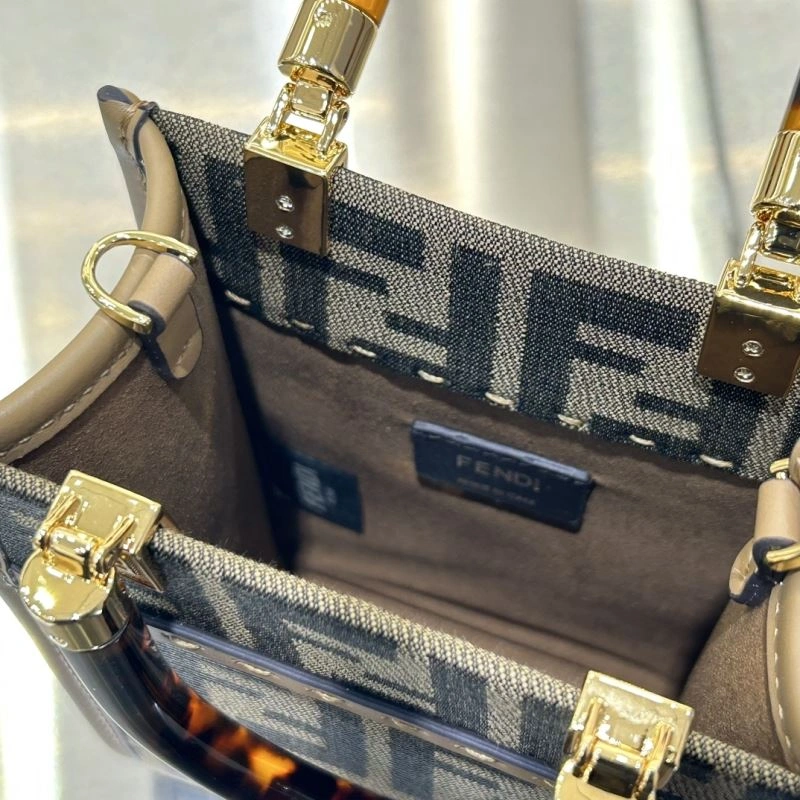 Fendi Top Handle Bags Lightweight 72765