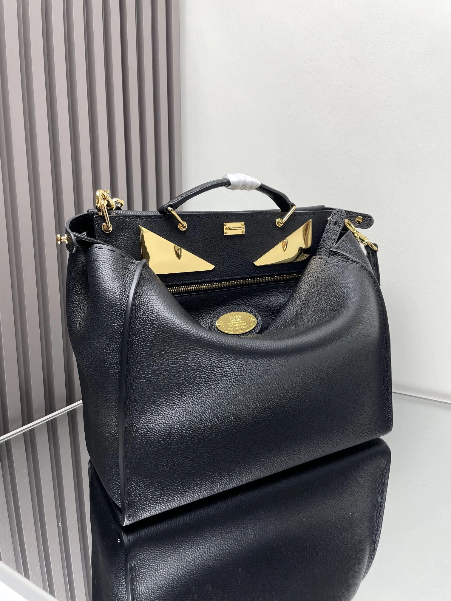 Attractive Fendi Top Handle Bags 69628