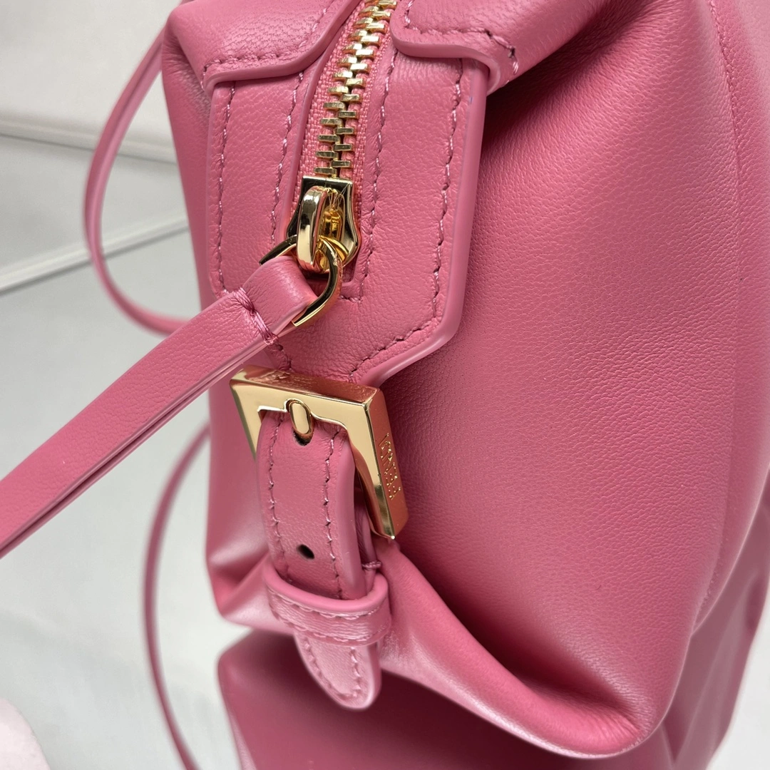 SmartChoice Fendi Top Handle Bags 69629