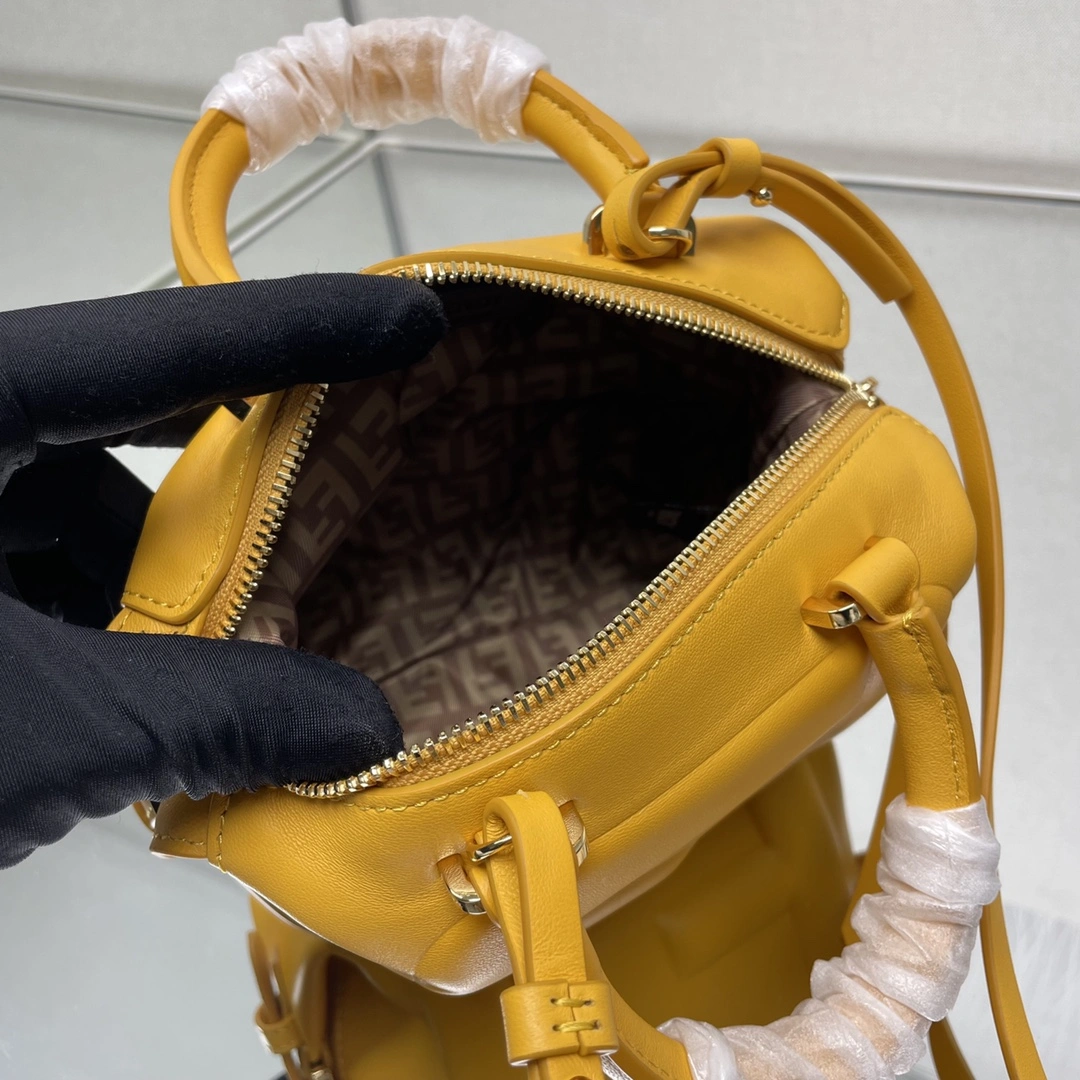 Fendi Top Handle Bags EasyCare 69626