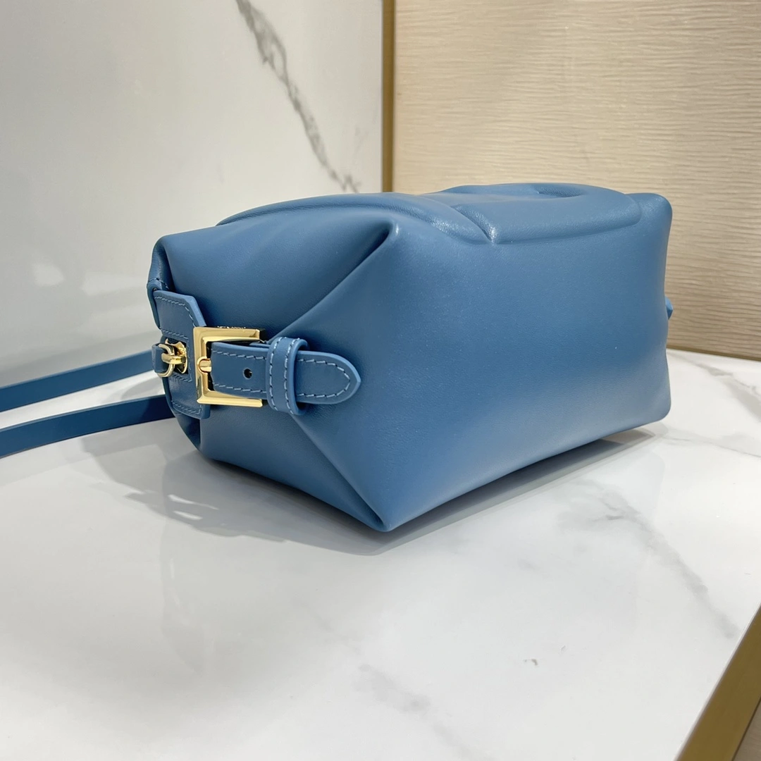 Contemporary Fendi Top Handle Bags 69627