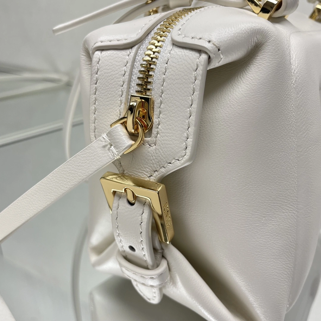 NewStyle Fendi Top Handle Bags 69623