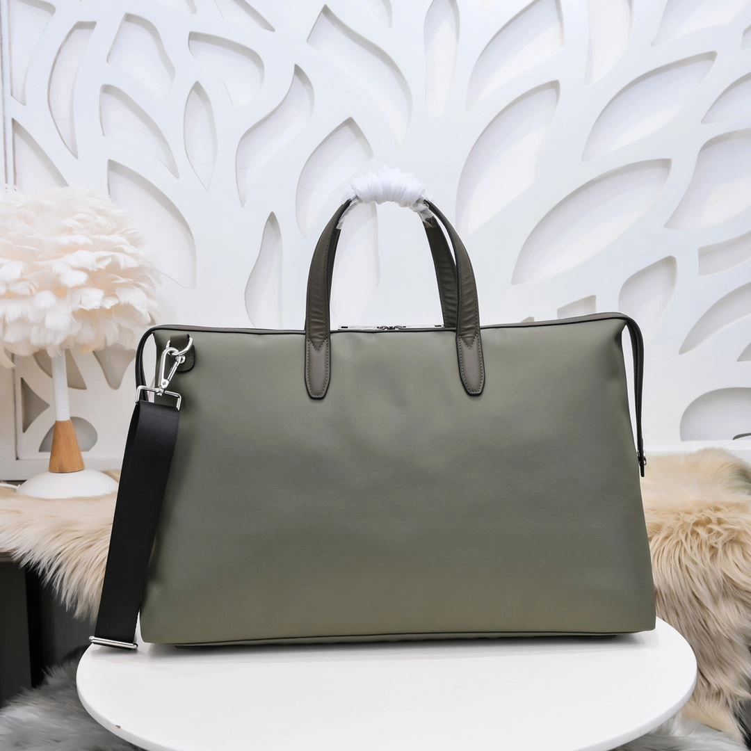 StreetReady Fendi Travel Bags 90925
