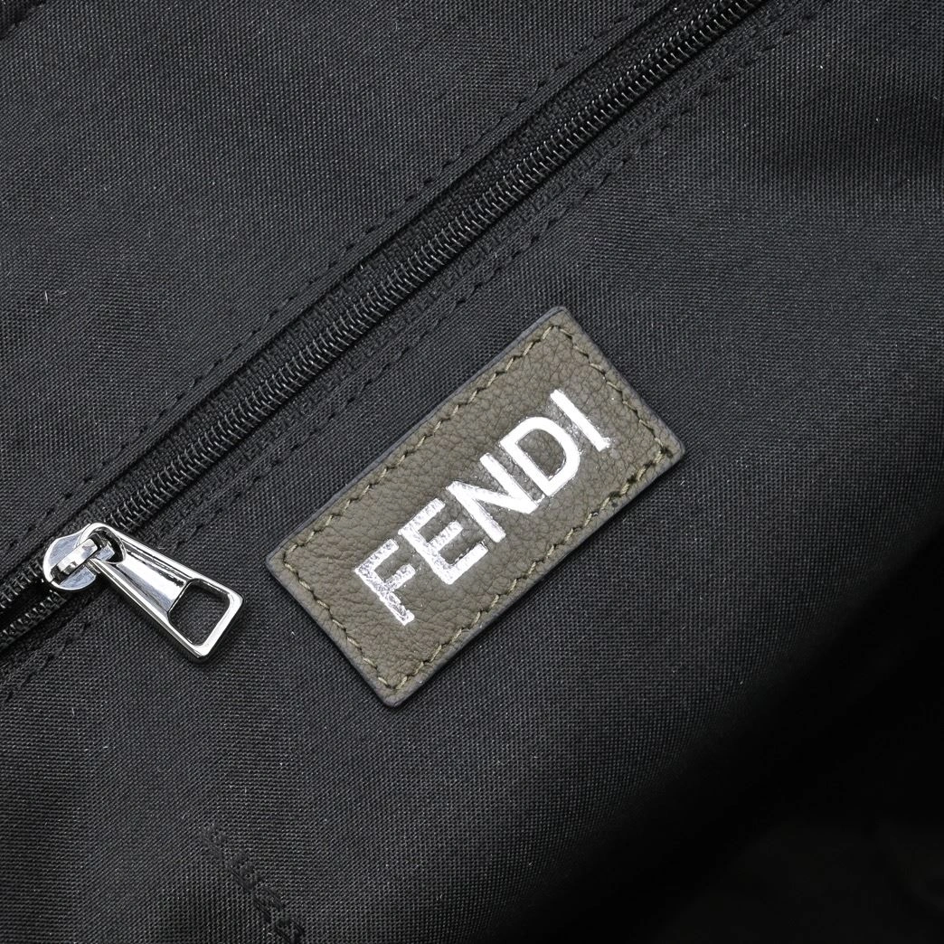 StreetReady Fendi Travel Bags 90925