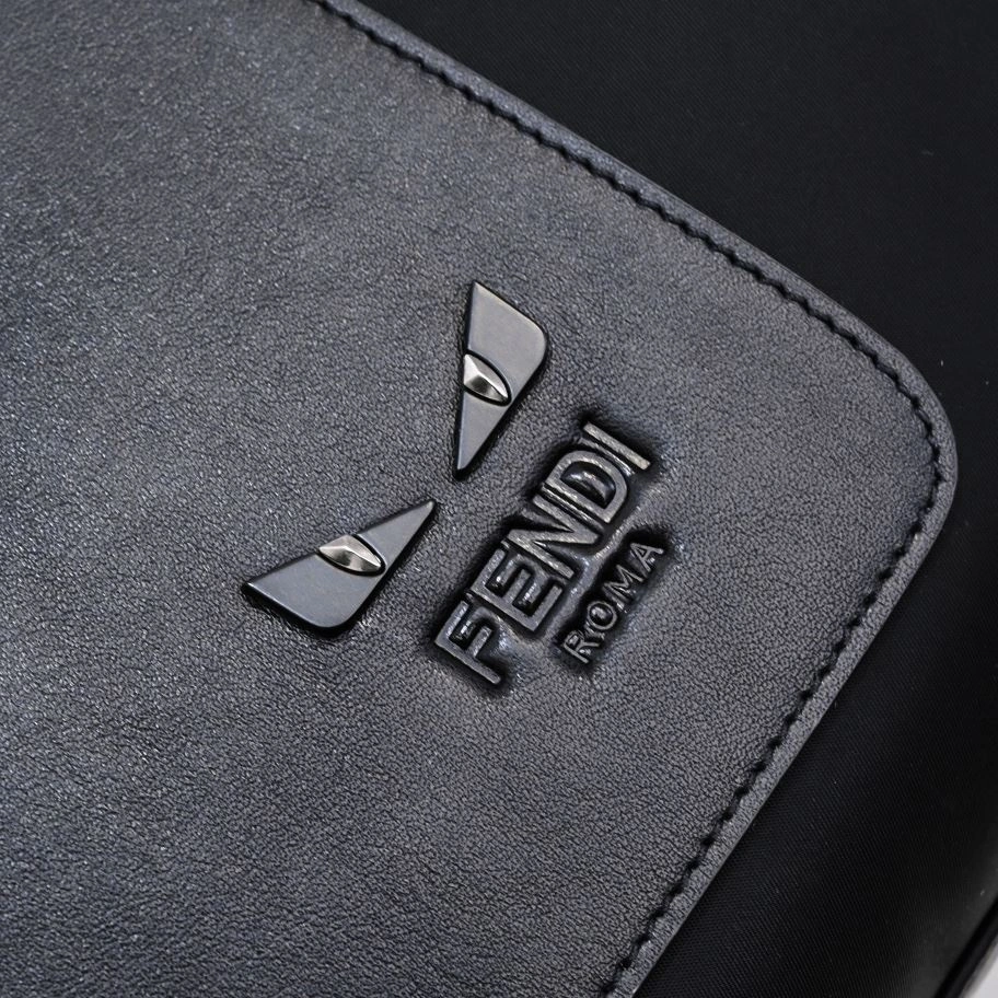 Upgraded Fendi Travel Bags 90923