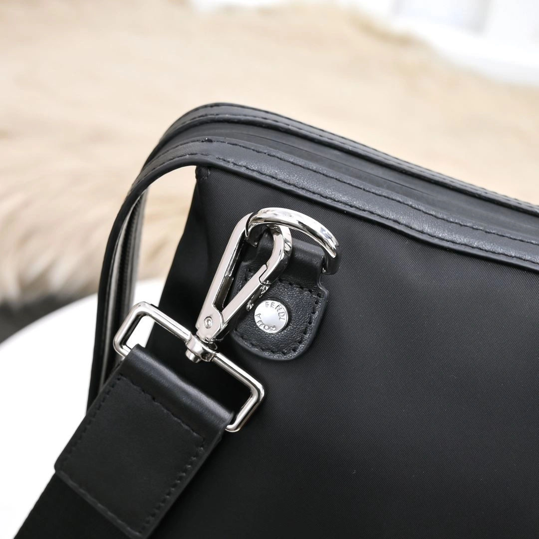 Upgraded Fendi Travel Bags 90923