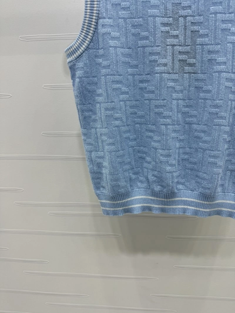 Fendi Vest Minimalist 120757