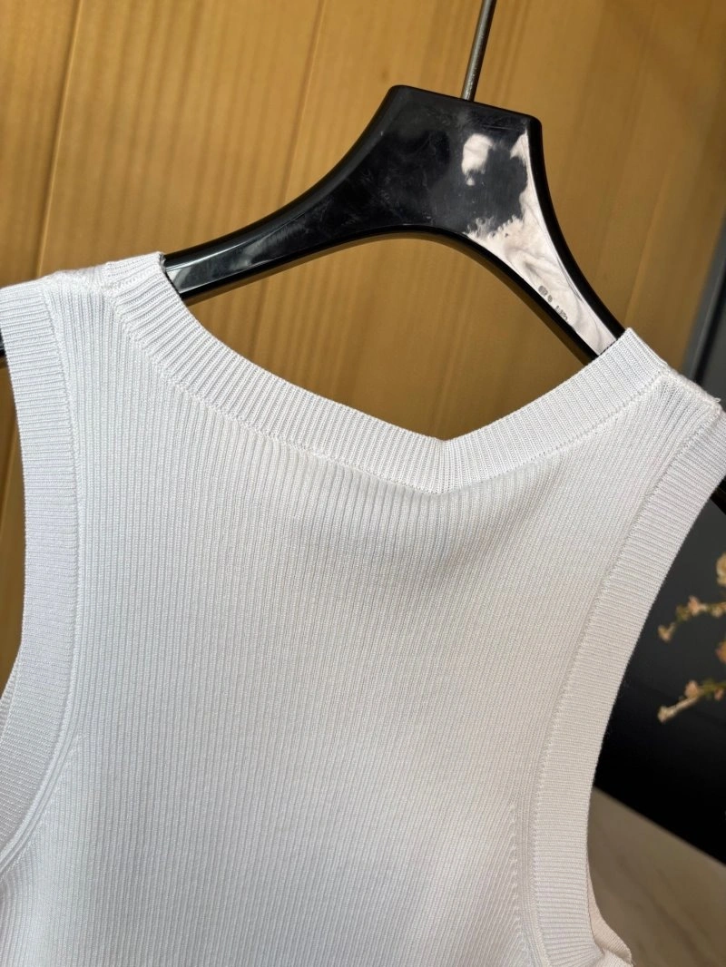 Compact Fendi Vest 120360