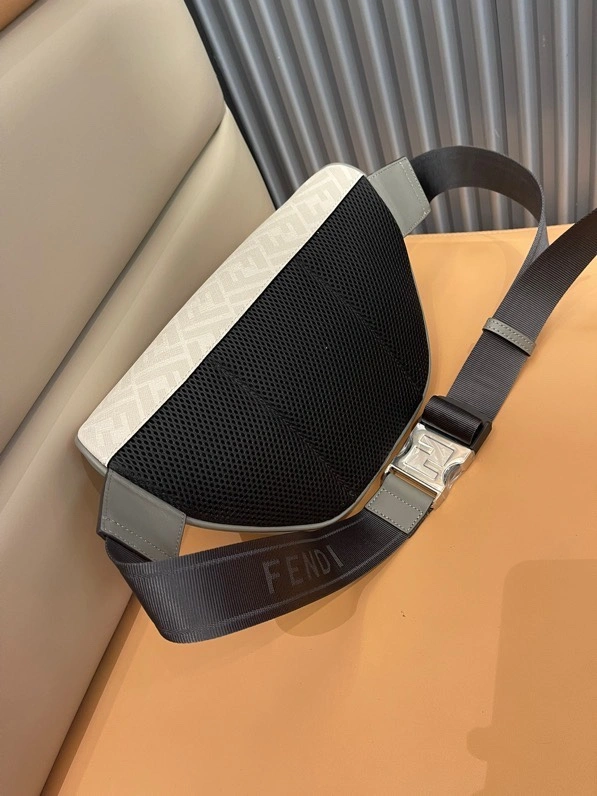 RelaxedFit Fendi Waist Chest Packs 72709