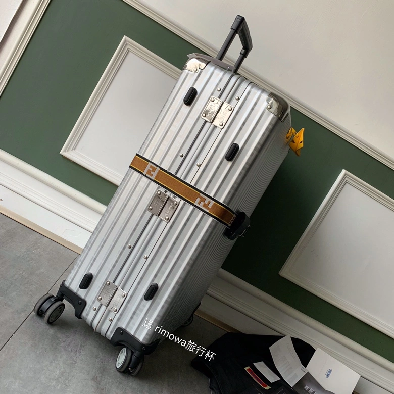 Durable Fendi x Rimowa Suitcase 69448
