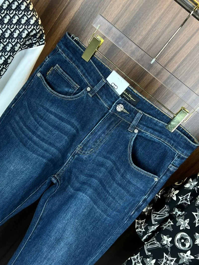Minimalist Ferragamo Jeans 162817