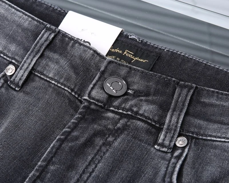 HighQuality Ferragamo Jeans 162867
