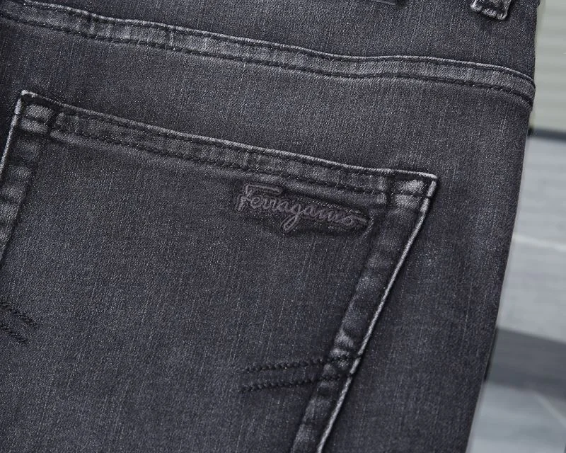 HighQuality Ferragamo Jeans 162867
