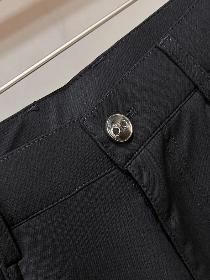 Ferragamo Long Pants Versatile 162812