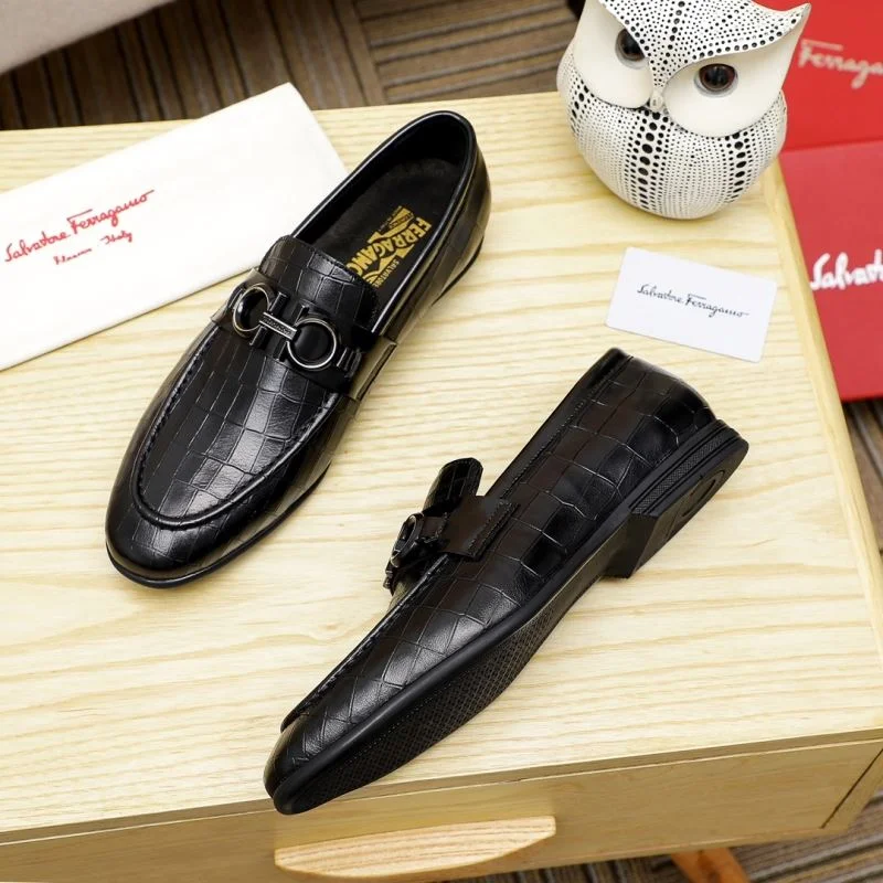 EyeCatching Ferragamo Shoes 4839