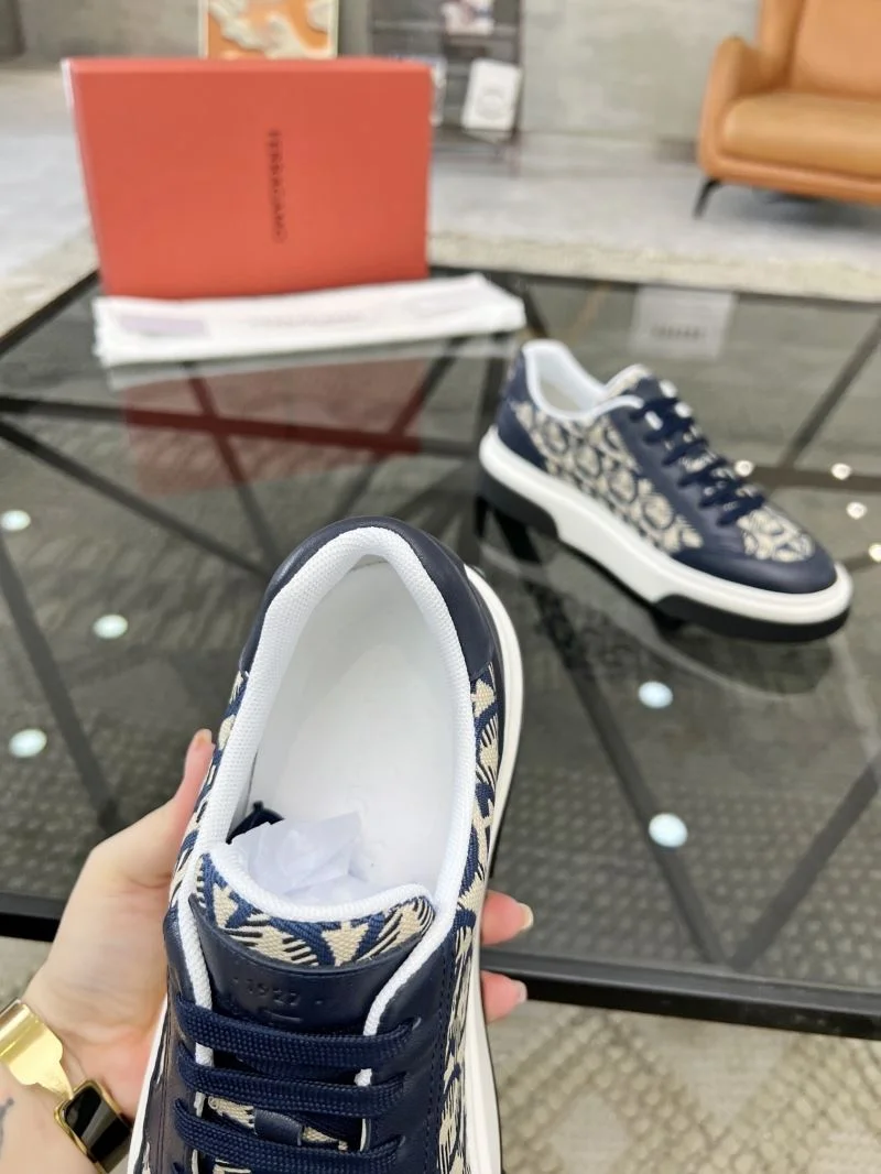 Soft Ferragamo Shoes 4771