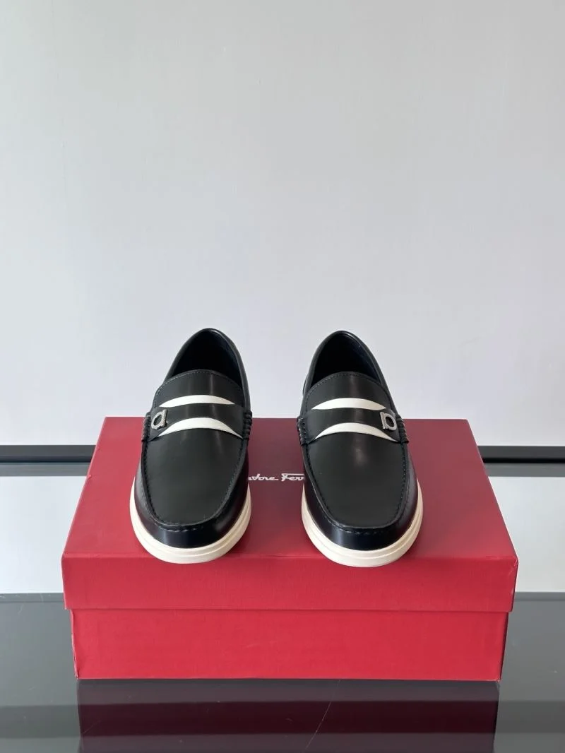 Sleek Ferragamo Shoes 4721