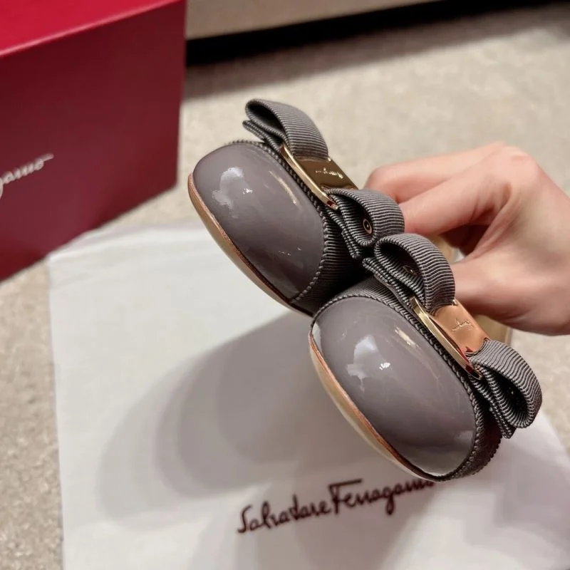 Ferragamo Shoes Affordable 12497