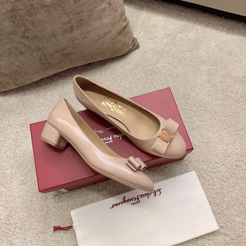 Seasonal Ferragamo Shoes 12510