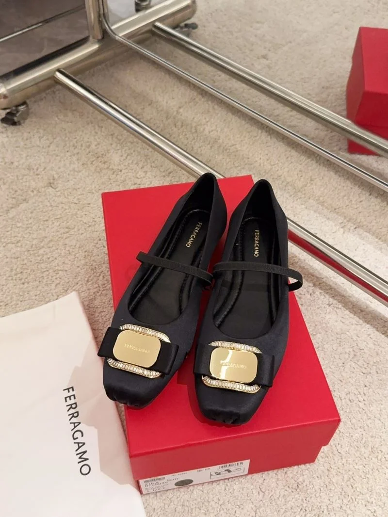 Ferragamo Shoes WaterResistant 12493