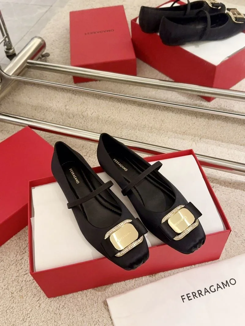 Ferragamo Shoes WaterResistant 12493