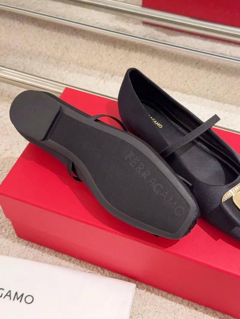Ferragamo Shoes WaterResistant 12493
