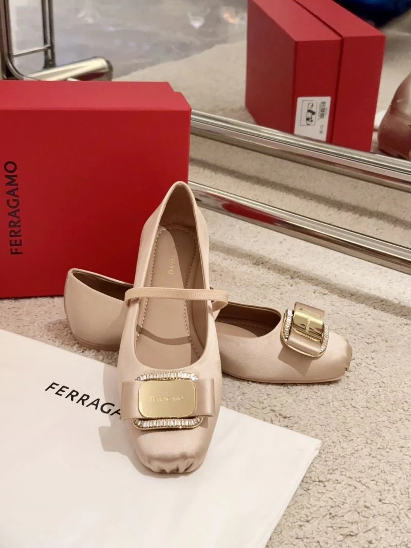 Supportive Ferragamo Shoes 12480