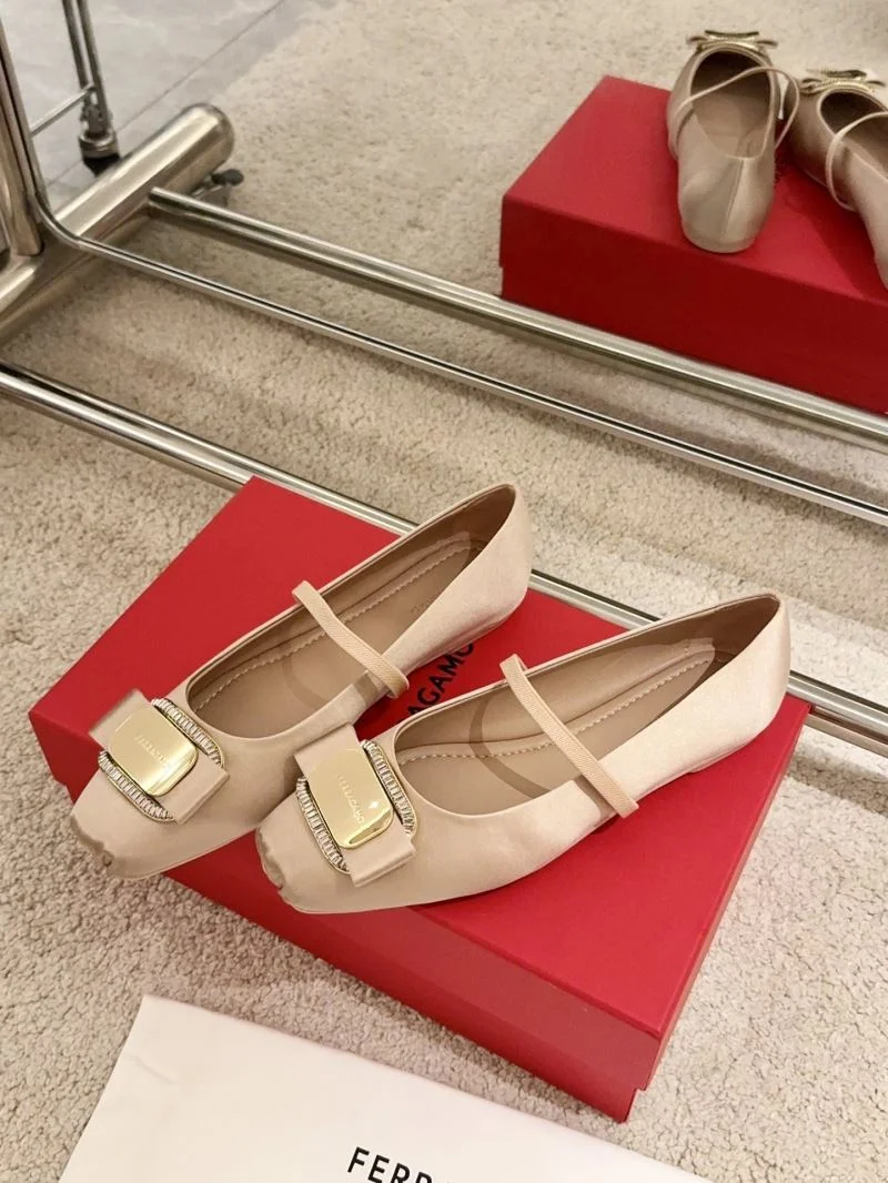 Supportive Ferragamo Shoes 12480