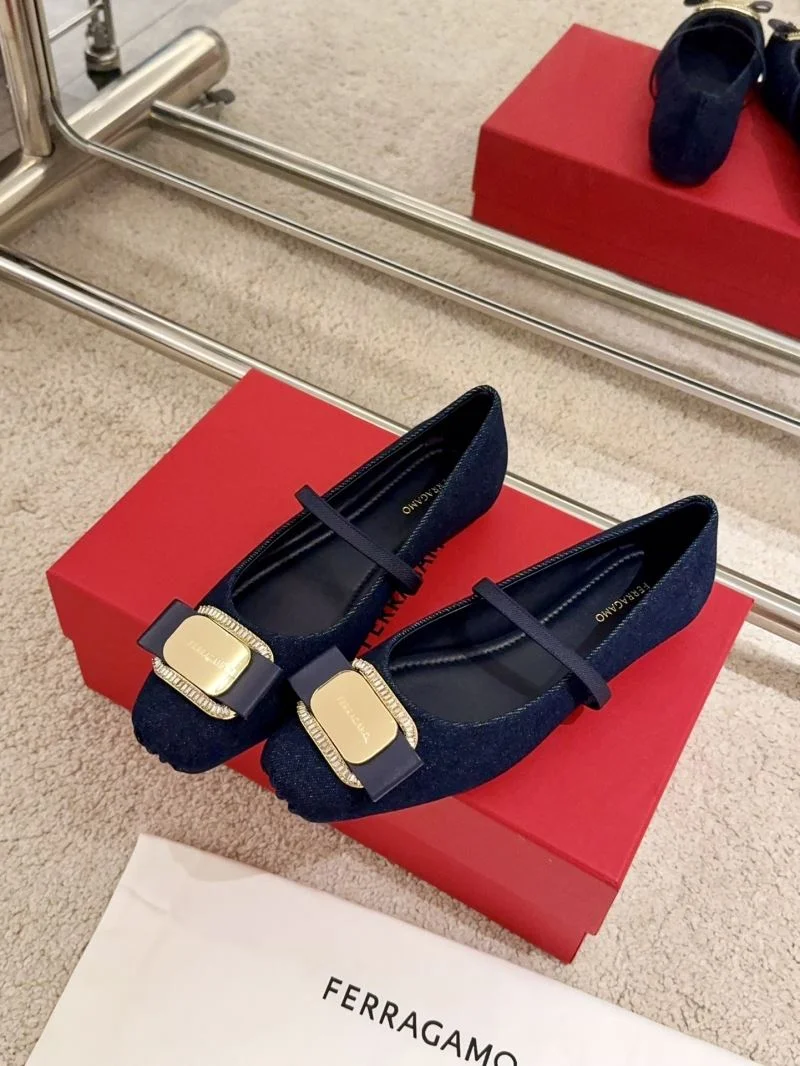 Cozy Ferragamo Shoes 12492