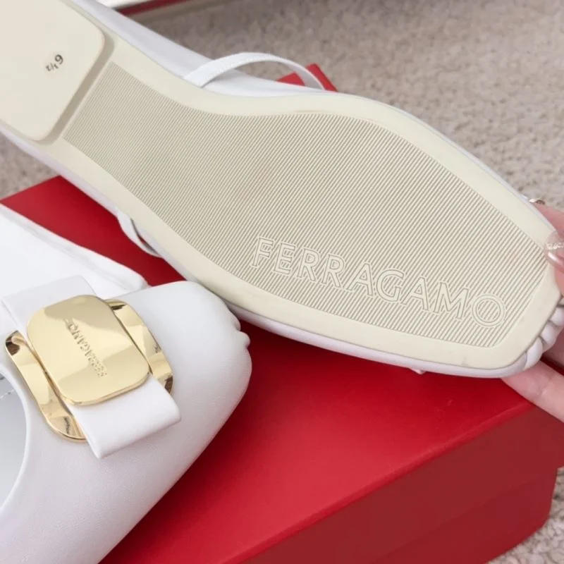 Ferragamo Shoes Supportive 12553