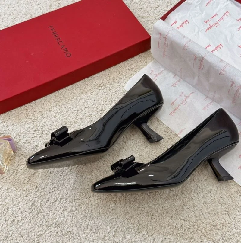 Ferragamo Shoes Snug 12475
