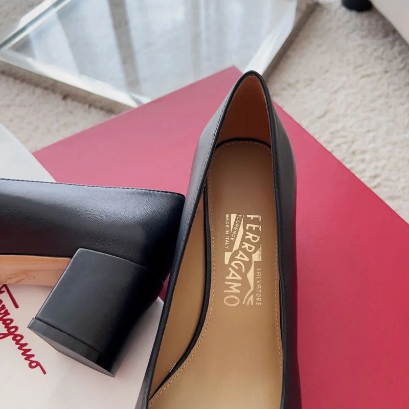 Unisex Ferragamo Shoes 12511