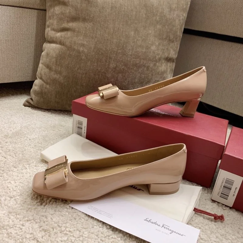 Supportive Ferragamo Shoes 12501